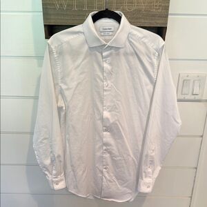 Calvin Klein Men's Classic White Dress Shirt